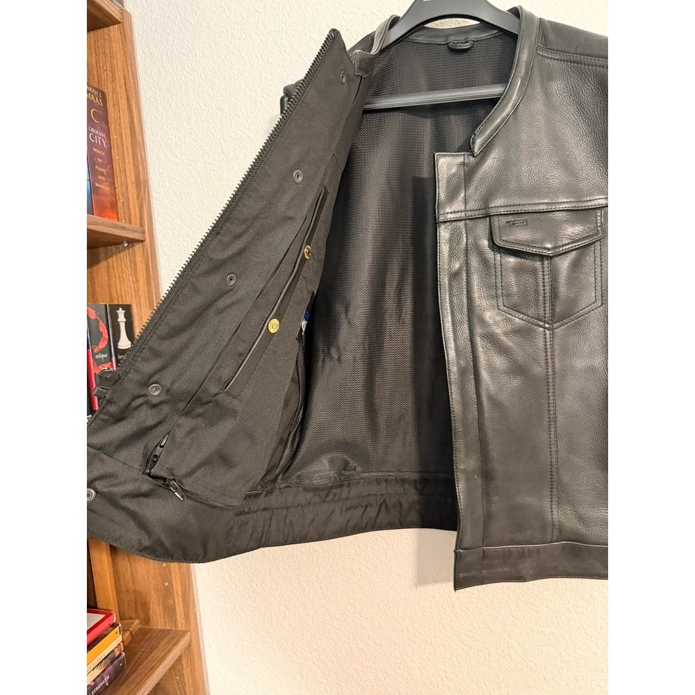 MCVests Mens Black Leather Motorcycle Vest Concealed Carry Biker Club Vest Large - Picture 4 of 6